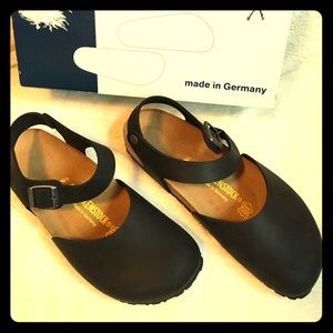 Birkenstock. New in the box. Size 10